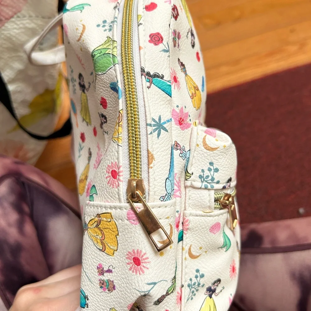 NWT Disney Princess Print Mini Backpack - Picture 5 of 9